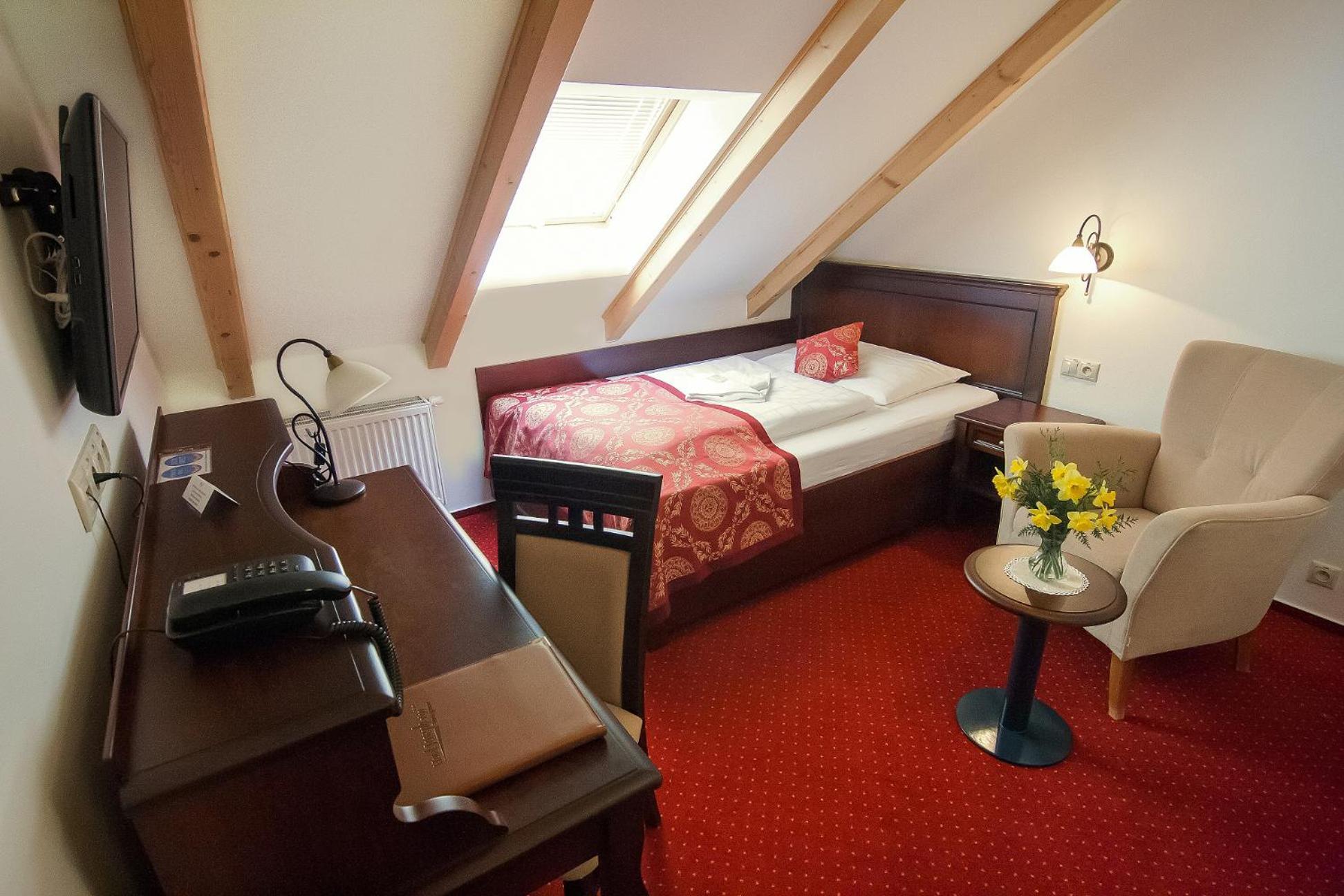 Hotel Joseph 1699 Třebíč Buitenkant foto